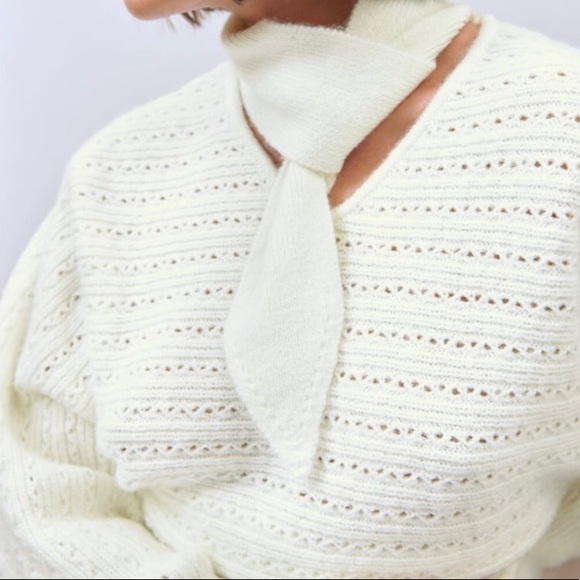 Zara Bow Collar Knit Sweater in Ecru - Picture 5 of 15
